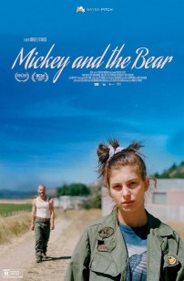Mickey and the Bear (2020)